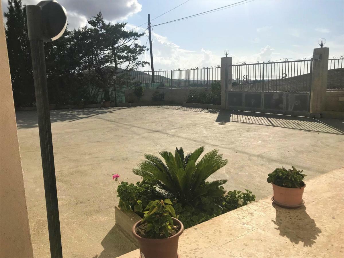 Miraerice Apartment Napola Екстериор снимка